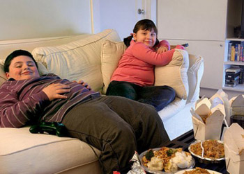 زيادة وزن الطفل قد تشير لقصور الغدة الدرقية