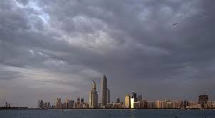 الأرصاد: طقس غائم جزئياً مع فرصة لتكون السحب يصاحبها سقوط أمطار